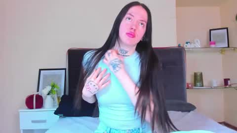 Snapshot of adrianacult chatting on 03-16-26, 01:04 Adriana online show from 03-16-26, 01:04