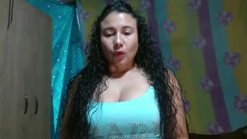 Adriana Tellez online show from 03-11-25, 03:02