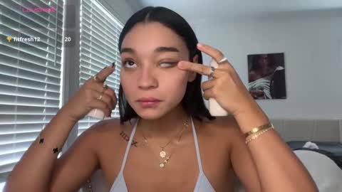 Adrianna  online show from 09-10-25, 04:18