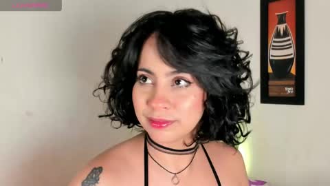 adrianny online show from 04-24-26, 03:09