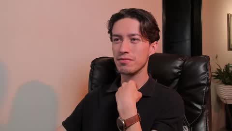 Adrian Williams online show from 11-12-25, 11:14