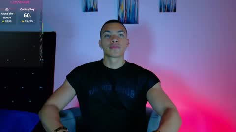 adriel_escalante online show from 04-26-26, 02:31