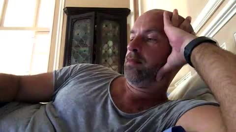 adrienfromparis online show from 10-17-25, 11:02