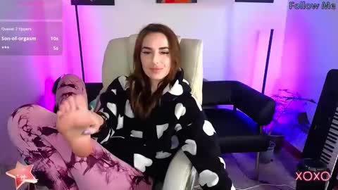 Adriana online show from 03-06-25, 05:00