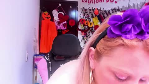 adriiana_fox_ online show from 10-16-25, 01:34