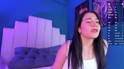 Snapshot of adriienne_ chatting on 03-09-26, 08:35 adriienne_ online show from 03-09-26, 08:35