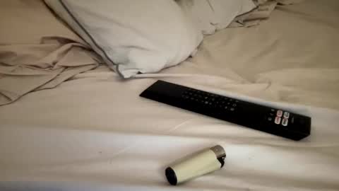 adriiiii online show from 12-13-24, 05:43