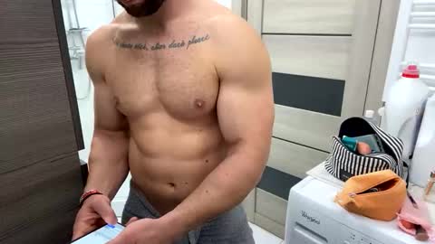 Mrrfitt online show from 09-28-25, 04:12