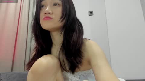 Snapshot of ae_nie chatting on 01-05-25, 10:43 Aenie online show from 01-05-25, 10:43