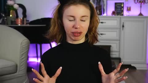 Snapshot of aelia_anara chatting on 11-02-25, 03:53 Aelia online show from 11-02-25, 03:53