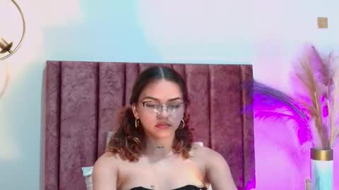 Snapshot of aelinduvalier chatting on 11-14-25, 06:50 aelinduvalier online show from 11-14-25, 06:50