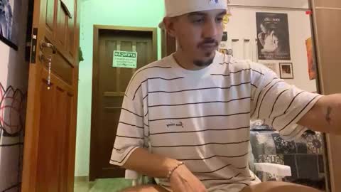 Luci online show from 11-14-25, 01:26