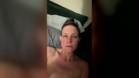 Snapshot of aequalley chatting on 04-13-26, 06:41 aequalley online show from 04-13-26, 06:41