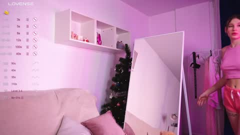 Snapshot of aesthetics__tease chatting on 12-27-24, 03:15 aesthetics__tease online show from 12-27-24, 03:15