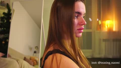 Snapshot of aesthetics__tease chatting on 01-05-25, 02:06 aesthetics__tease online show from 01-05-25, 02:06