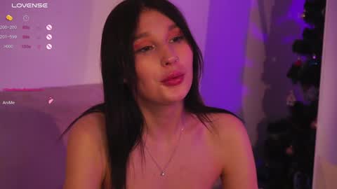 Snapshot of aesthetics__tease chatting on 01-16-25, 09:51 aesthetics__tease online show from 01-16-25, 09:51