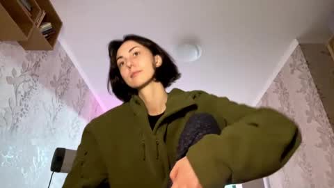 Snapshot of aevra chatting on 12-11-24, 05:26 vegans taste better online show from 12-11-24, 05:26