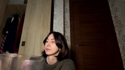 Snapshot of aevra chatting on 02-21-25, 05:09 vegans taste better online show from 02-21-25, 05:09