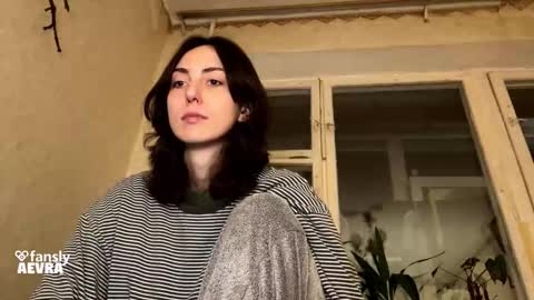 Snapshot of aevra chatting on 11-21-25, 06:17 vegans taste better online show from 11-21-25, 06:17