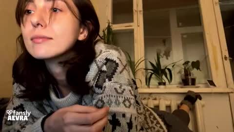 Snapshot of aevra chatting on 11-25-25, 05:46 vegans taste better online show from 11-25-25, 05:46