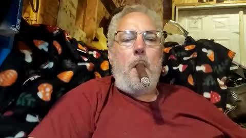 AFGuy71 online show from 04-26-26, 06:55