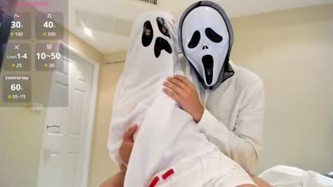 Afina and Philip online show from 10-29-25, 12:40