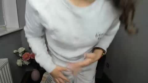 Snapshot of afinacutie chatting on 12-14-24, 11:39 Afina online show from 12-14-24, 11:39