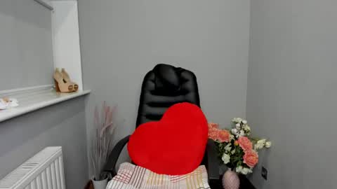 Snapshot of afinacutie chatting on 01-23-25, 02:28 Afina online show from 01-23-25, 02:28