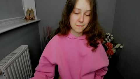 Snapshot of afinacutie chatting on 02-09-25, 08:11 Afina online show from 02-09-25, 08:11