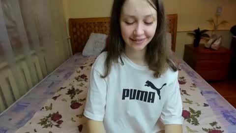 Snapshot of afinacutie chatting on 10-23-25, 07:18 Afina online show from 10-23-25, 07:18