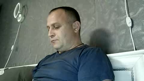 Sasha online show from 10-20-25, 05:13