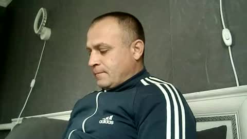 Sasha online show from 10-22-25, 07:52