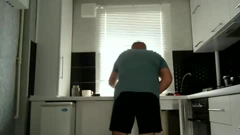 Sasha online show from 05-20-26, 10:21