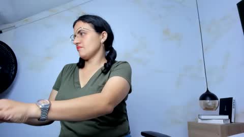 Snapshot of africa_holmes chatting on 01-17-25, 01:57 Africa  online show from 01-17-25, 01:57