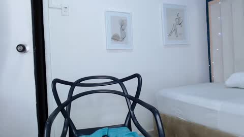 Snapshot of africa_holmes chatting on 01-30-25, 02:06 Africa  online show from 01-30-25, 02:06