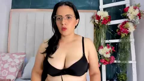 Africa  online show from 11-05-25, 02:22