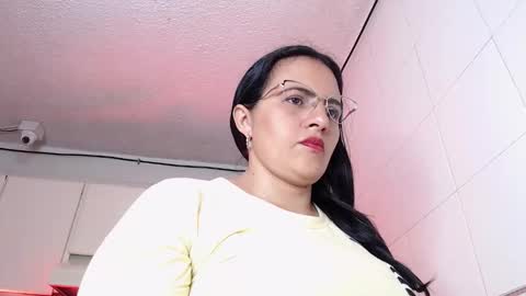 Africa  online show from 12-21-25, 02:41