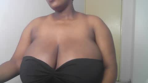 ONLYFAN-Africanbusty online show from 12-14-24, 03:36