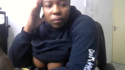 ONLYFAN-Africanbusty online show from 09-29-25, 05:18