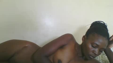 Yvonne online show from 02-09-26, 12:53