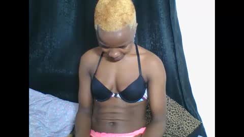 PHOEBE online show from 09-21-25, 11:45