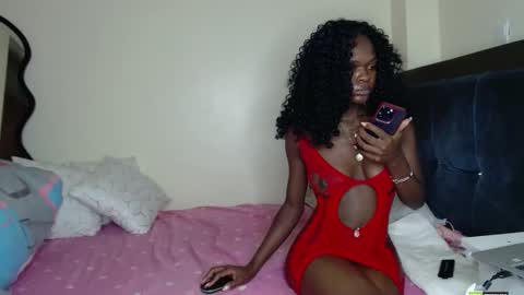 Mia online show from 02-28-26, 08:32