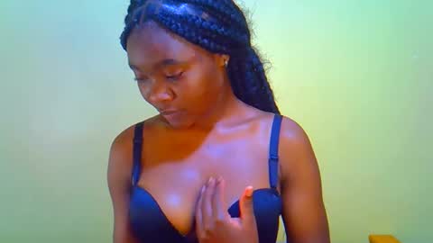 Snapshot of afrikana005 chatting on 03-13-26, 02:40 afrikana005 online show from 03-13-26, 02:40