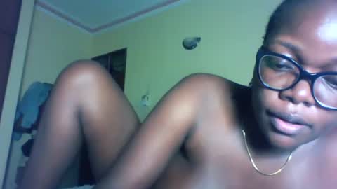 Snapshot of afrilola chatting on 05-24-26, 03:44 afrilola online show from 05-24-26, 03:44