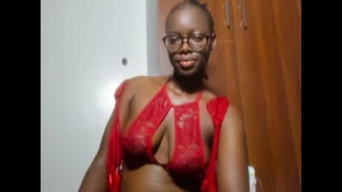 Snapshot of afro_pop chatting on 12-02-24, 11:40 Leah online show from 12-02-24, 11:40