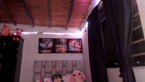 Snapshot of afrodita096 chatting on 01-19-25, 06:31 afrodita096 online show from 01-19-25, 06:31