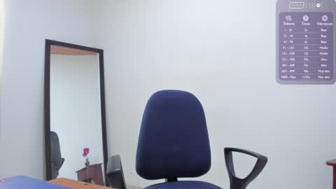 Lorena online show from 12-18-24, 06:03