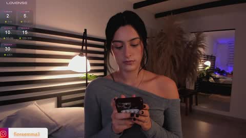 Snapshot of afrodita__25 chatting on 12-21-24, 08:32 Emma online show from 12-21-24, 08:32