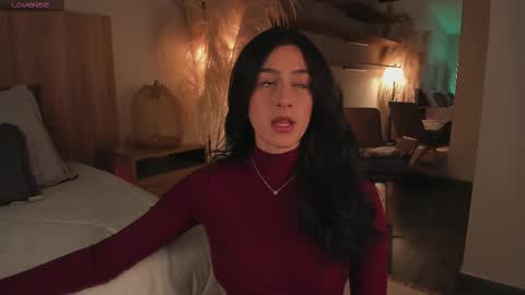 Snapshot of afrodita__25 chatting on 03-08-25, 09:40 Emma online show from 03-08-25, 09:40