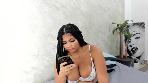 Afrodita Ross online show from 09-17-25, 12:18